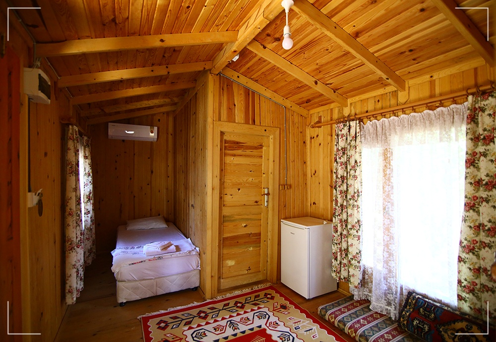 Endemik Kamping Beach İskarozTaş Ev